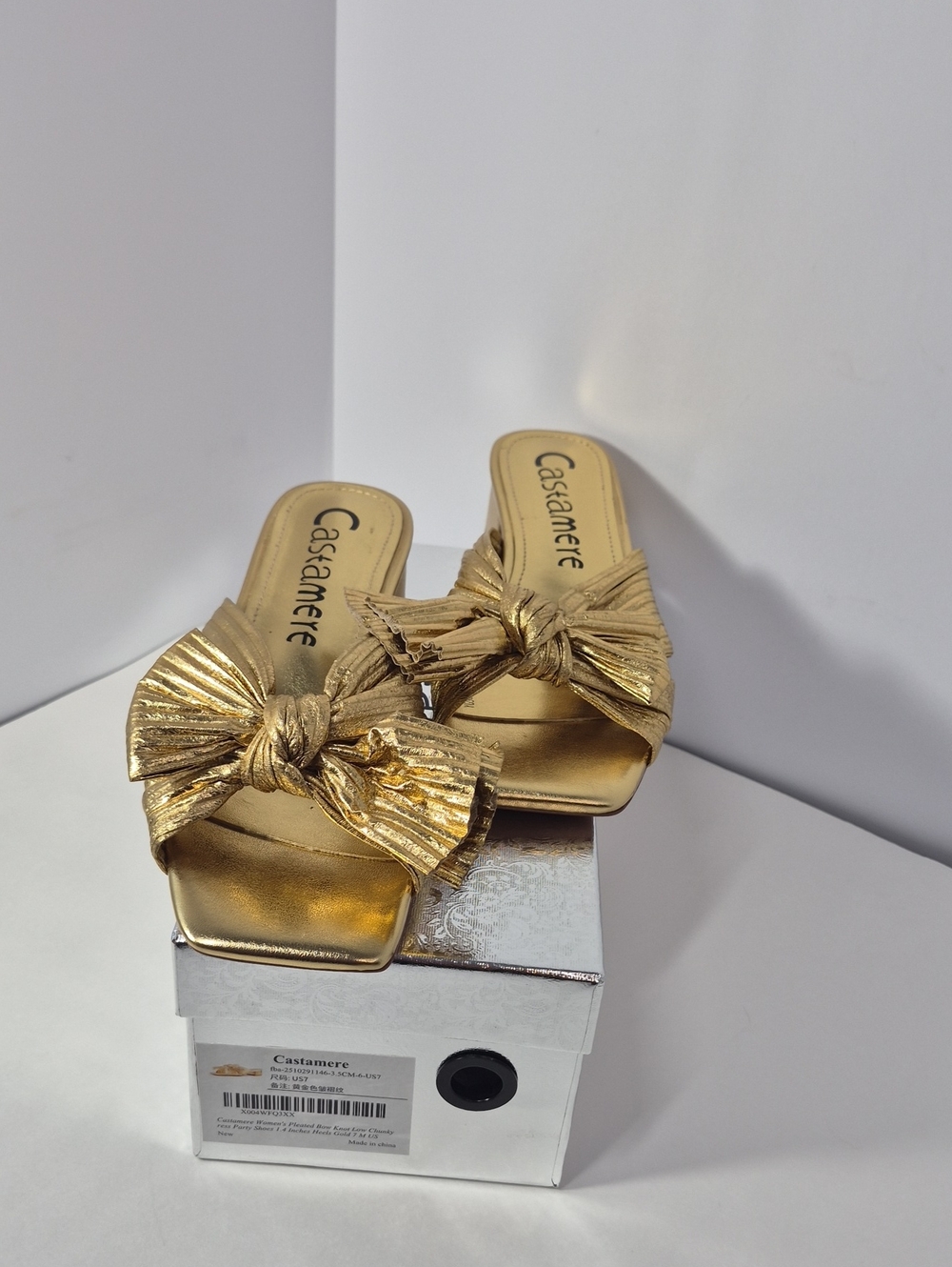 Metallic Gold Knot-Detail Slide Sandals